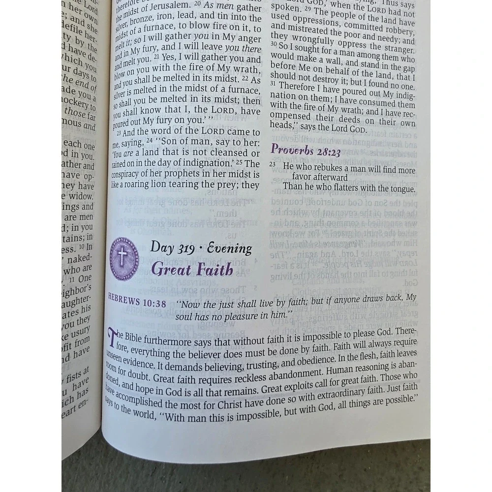 The Sunrise‎ Daily Devotional Bible NKJV New King James Version Paperback Book